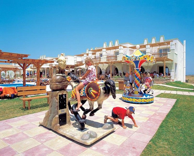 Gaia Royal Resort 4*